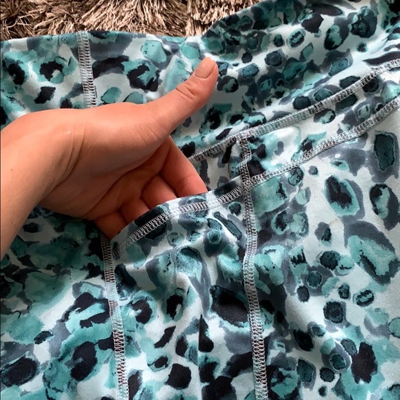 Cropped Leggings - Picture 4 of 4